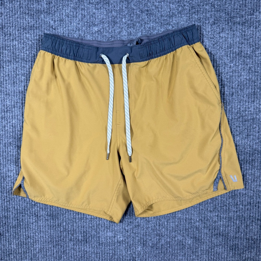 Vuori Kore Short Mens Large Mustard Yellow Charcoal Grey Athletic Yoga Gym 7.5in